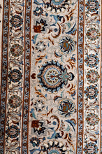 Load image into Gallery viewer, Persian Kashan 530x348cm