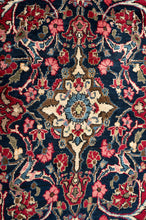 Load image into Gallery viewer, Sarouk 677x366cm