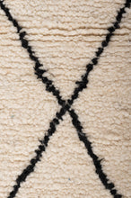 Load image into Gallery viewer, Moroccan Berber Beni Ourain 170x110cm