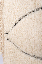 Load image into Gallery viewer, Moroccan Berber Beni Ourain 156x103cm