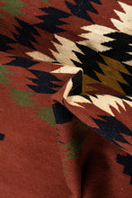 Load image into Gallery viewer, Fine Vintage Qashqai Kilim 292x195cm