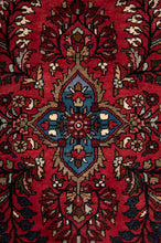 Load image into Gallery viewer, Sarouk Runner 589x79cm