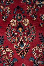 Load image into Gallery viewer, Sarouk 584x283cm