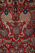 Load image into Gallery viewer, Vintage Sarouk 685x367cm