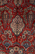 Load image into Gallery viewer, Vintage Sarouk 685x367cm