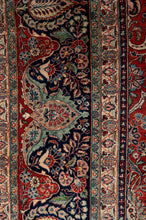 Load image into Gallery viewer, Vintage Sarouk 685x367cm