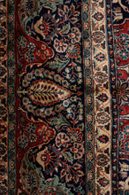 Load image into Gallery viewer, Vintage Sarouk 685x367cm