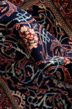 Load image into Gallery viewer, Sarouk Runner 520x79cm