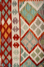 Load image into Gallery viewer, Kilim 442x365cm