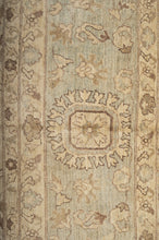 Load image into Gallery viewer, Ziegler Farahan 577x420cm