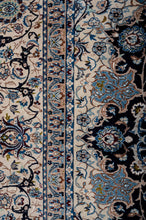 Load image into Gallery viewer, Signed Nain 9La 546x345cm