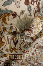 Load image into Gallery viewer, Sultanabad 490x366cm