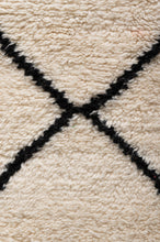 Load image into Gallery viewer, Moroccan Berber Beni Ourain 288x203cm