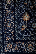 Load image into Gallery viewer, Kashan 277x180cm