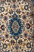 Load image into Gallery viewer, Signed Isfahan 478x303cm