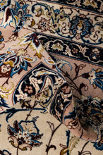 Load image into Gallery viewer, Signed Isfahan 478x303cm