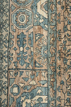 Load image into Gallery viewer, Sultanabad 600x389cm