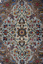 Load image into Gallery viewer, Signed Kashan kork 626x394cm