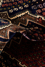 Load image into Gallery viewer, Sirjan 180x115cm