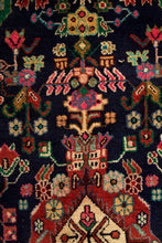 Load image into Gallery viewer, Zanjan Runner 530x106cm