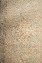 Load image into Gallery viewer, Ziegler Farahan 540x369cm