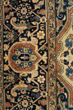 Load image into Gallery viewer, Heriz 762x493cm