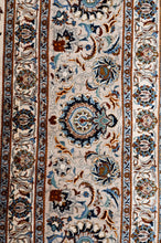 Load image into Gallery viewer, Kashan 530x348cm