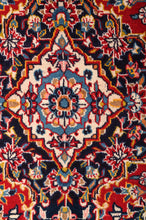 Load image into Gallery viewer, Kashan 198x129cm