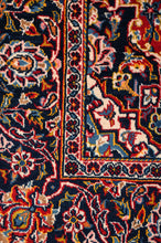Load image into Gallery viewer, Kashan 198x129cm