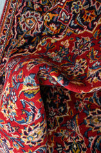 Load image into Gallery viewer, Kashan 198x129cm