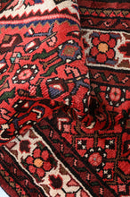 Load image into Gallery viewer, Hossein Abad Runner 443x78cm