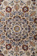 Load image into Gallery viewer, Kashan 356x245cm