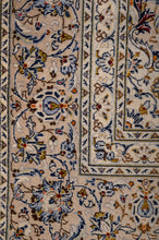 Load image into Gallery viewer, Kashan 356x245cm
