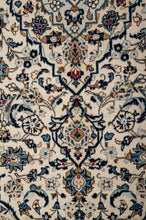 Load image into Gallery viewer, Kashan 302x195cm