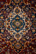 Load image into Gallery viewer, Kashan 318x203cm