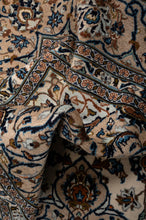 Load image into Gallery viewer, Kashan 345x244cm