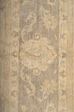 Load image into Gallery viewer, Ziegler Farahan 553x374cm