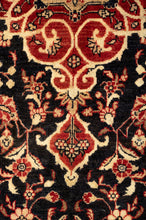 Load image into Gallery viewer, Sarouk 212x137m