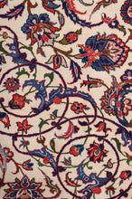 Load image into Gallery viewer, Vintage Isfahan 467x343cm