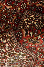 Load image into Gallery viewer, Persian Bidjar Runner 514x88cm