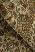 Load image into Gallery viewer, Agra Royal 307x246cm