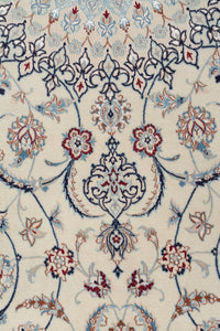 Persian Nain 4La 305x197cm
