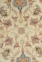 Load image into Gallery viewer, Persian Tabriz Runner 331x85cm