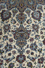Load image into Gallery viewer, Persian Kashan 590x385cm