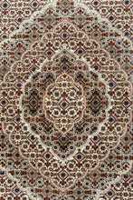 Load image into Gallery viewer, Tabriz Royal 302x206cm