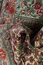 Load image into Gallery viewer, Antique Persian Isfahan 203x140cm