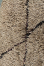 Load image into Gallery viewer, Moroccan Berber Beni Ourain 210x151cm