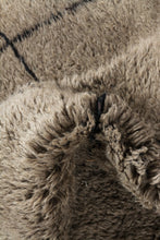 Load image into Gallery viewer, Moroccan Berber Beni Ourain 210x151cm