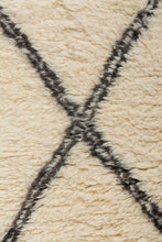 Load image into Gallery viewer, Moroccan Berber Beni Ourain Runner 363x85cm