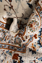 Load image into Gallery viewer, Persian Kashan 530x348cm